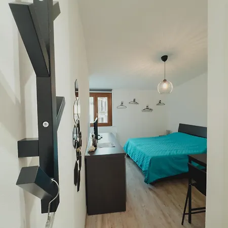 Apartament - Paolo Mascagni-centro Storico